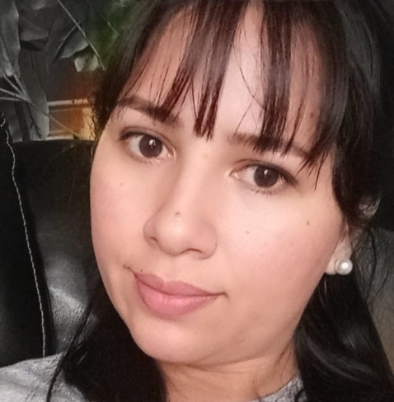 Profile Picture of Isabel Terrones (@isabel_terrones) on Poshmark