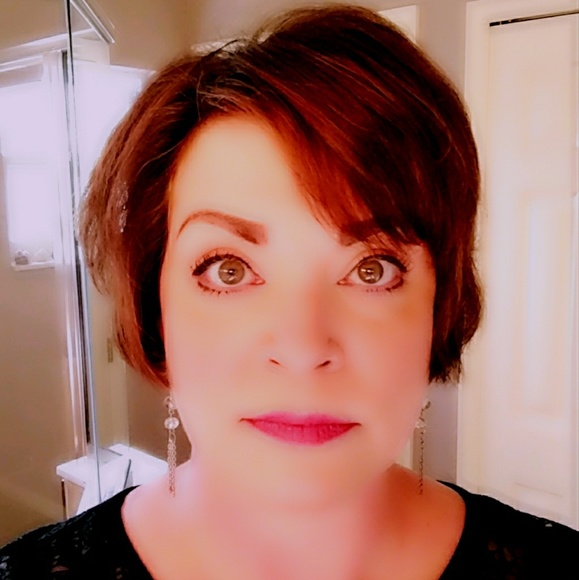 Profile Picture of Tori Fatigate (@tori_fatigate1) on Poshmark