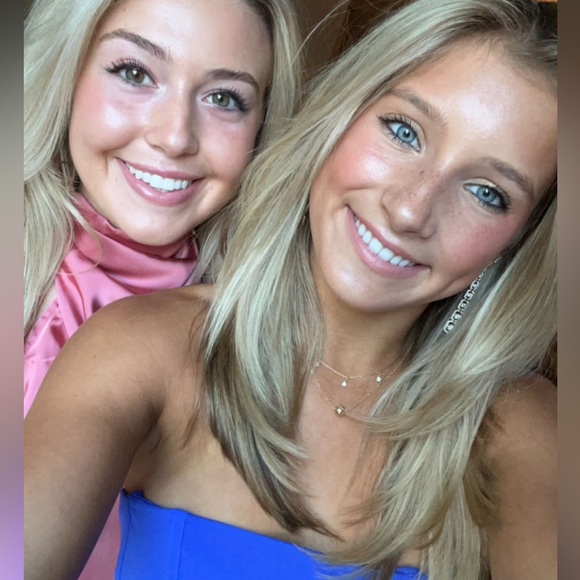 Profile Picture of Addie Campbell (@addiecampbel882) on Poshmark