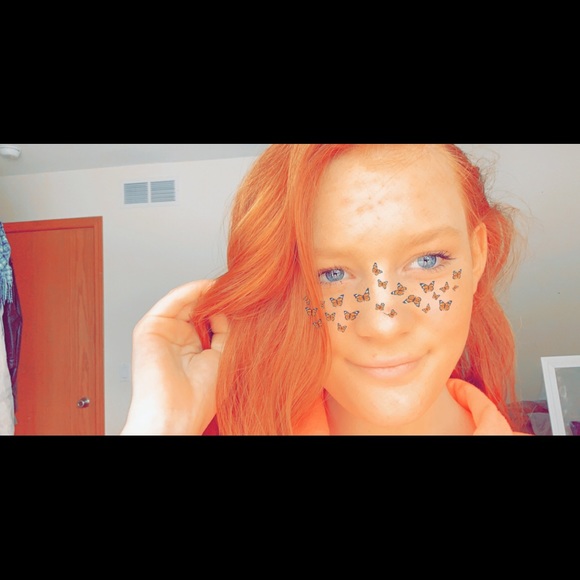 Profile Picture of Allie Birdsill (@birdsill2006) on Poshmark