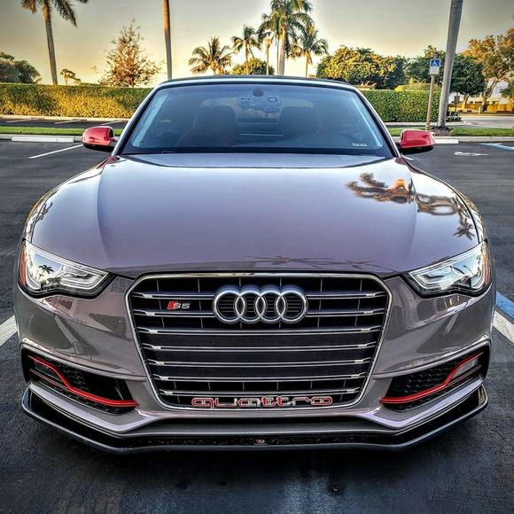 Profile Picture of Khaleel Wardley (@str333tprintz) on Poshmark