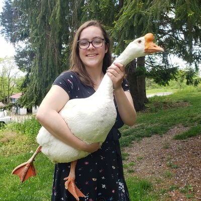 Profile Picture of Hanna Martin (@hanna_e_martin) on Twitter