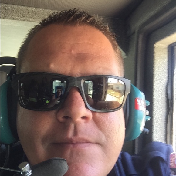 Profile Picture of Daniel Clampitt (@dclampitt79) on Poshmark