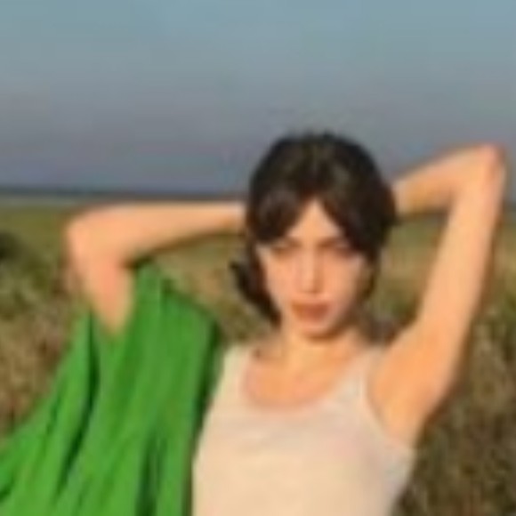 Profile Picture of Cal James (@jj2521871) on Poshmark