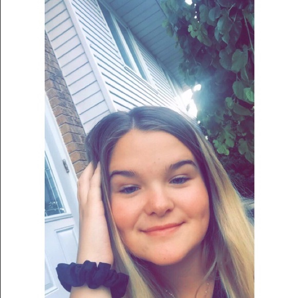 Jadyn Meriam - Poshmark Profile Picture of Jadyn Meriam (@jadynmeriam) on Poshmark