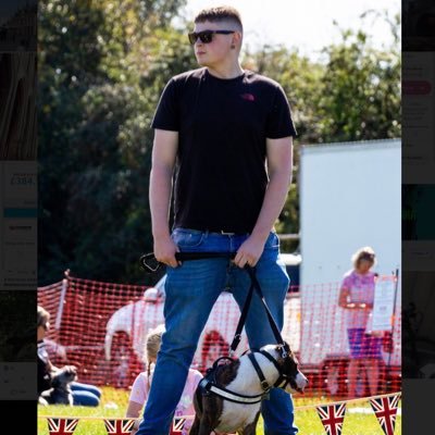 Profile Picture of Ben 🤙 (@Ben__Hampton) on Twitter