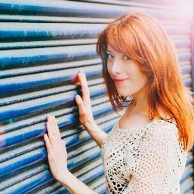 Profile Picture of Nina Baker (@NinaBakerMusic) on Twitter