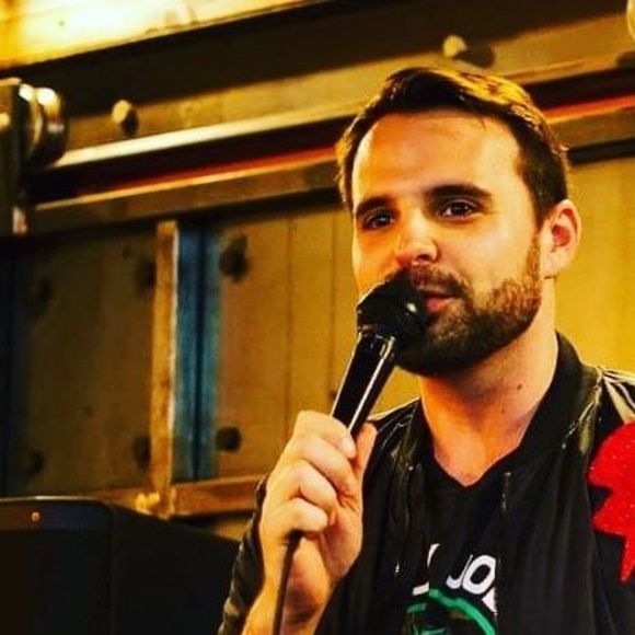 Profile Picture of Alex Petit (@alexpetit) on Poshmark