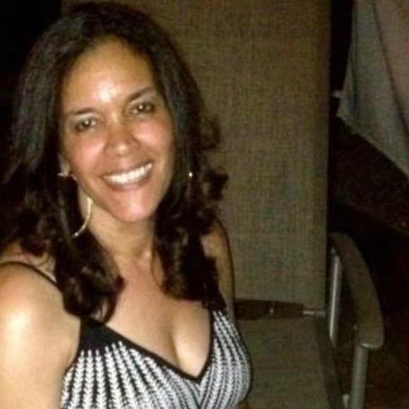 Profile Picture of Pamela Shippey (@newbornfashion) on Poshmark