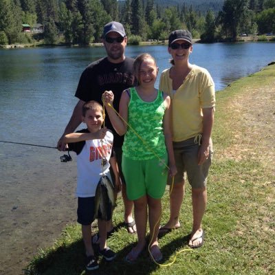 Profile Picture of Carrie Weldon (@weldon4mrs) on Twitter