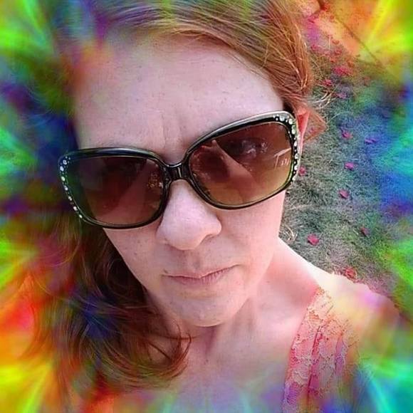 Profile Picture of Jen Swingle (@jordansmom56) on Poshmark