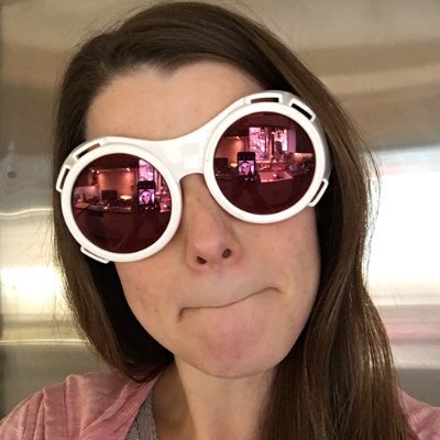 Profile Picture of Suzanne Stevens (@susotchka) on Twitter