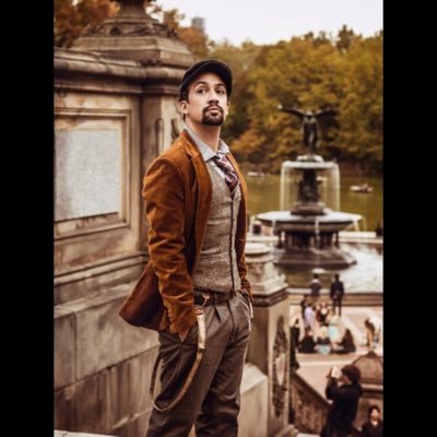 Profile Picture of Kirsten Borak (@alex_hammie_tin) on Twitter