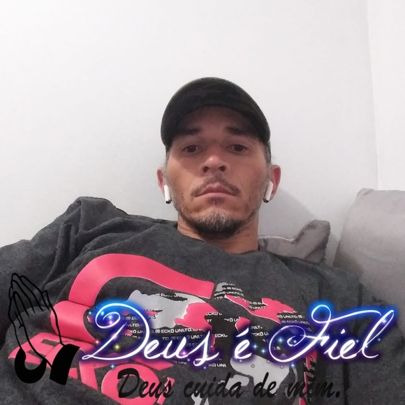 Profile Picture of JosÃ© adriano Silva (@rayssaerayane10) on Poshmark