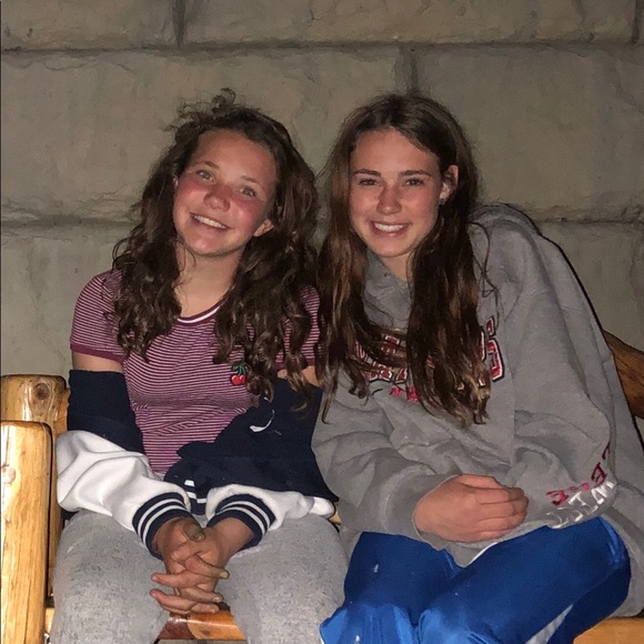 Profile Picture of Adelaide Williams (@adelaidewilliam) on Poshmark