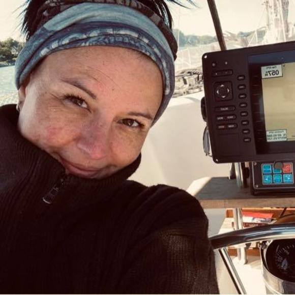 Profile Picture of Annick Hurtubise (@annickhurtubise) on Poshmark