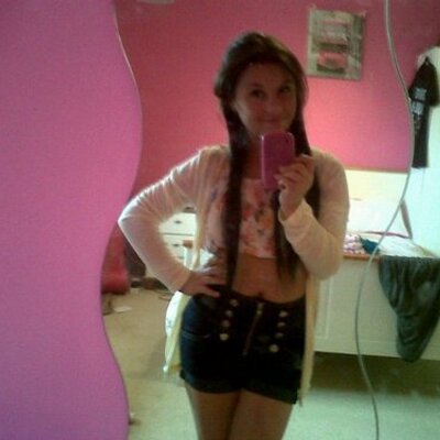 Profile Picture of Amelia Vincent (@ameliavincent) on Twitter