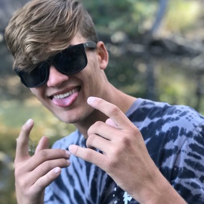 Profile Picture of Jake Henkle (@JakeHenkle) on Twitter