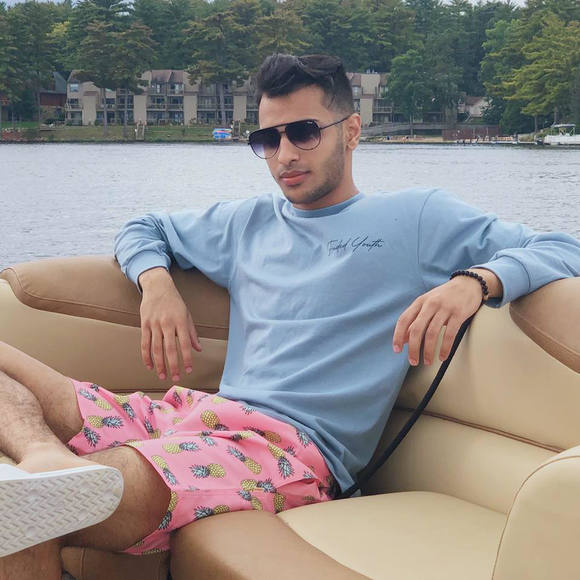Profile Picture of Nabeel Haider (@nabeelhaider2) on Poshmark