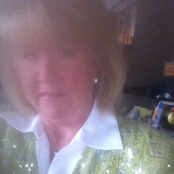 Profile Picture of Margaret Bonczyk (@margi0520) on Poshmark