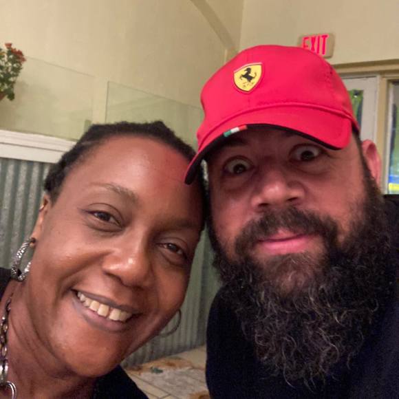 Profile Picture of Paula Bellamy (@pah1972) on Poshmark