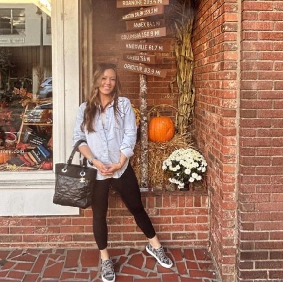 Profile Picture of Casey Averhoff (@caseyh123278) on Poshmark