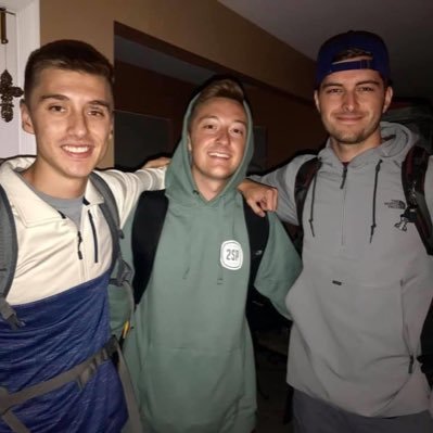 Profile Picture of 𝕐𝕠𝕦𝕟𝕘 𝔻𝕒𝕘𝕘𝕖𝕣 𝔻𝕚𝕔𝕜⚔️ (@blake_speicher) on Twitter