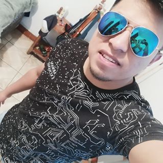 Profile Picture of Marck Boize (@marck.choy.9) on Facebook