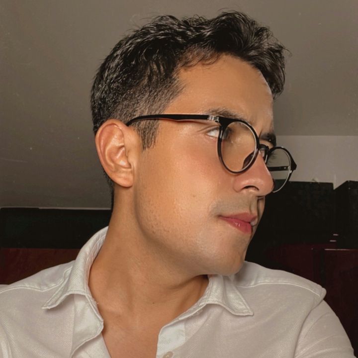Profile Picture of Roger Cal (@rogeliocal_) on Tiktok