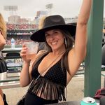 Profile Picture of Haley (@lookin_at_lee) on Instagram
