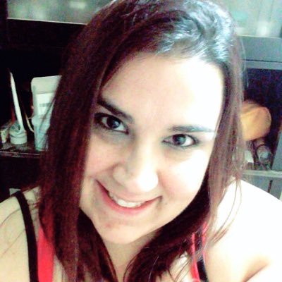 Profile Picture of Christine Travers (@crichetoune31) on Twitter