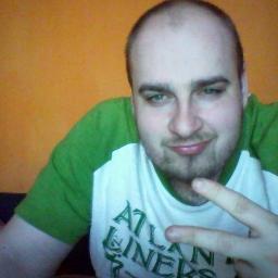 Profile Picture of David Školnik (@DAWE1986) on Twitter