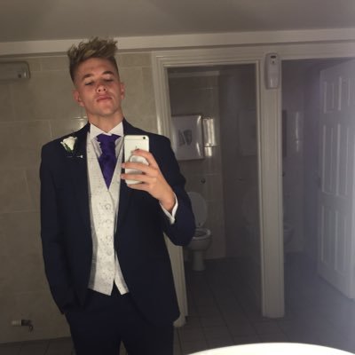 Profile Picture of Cal (@CalMorley_) on Twitter