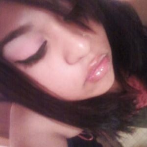 Profile Picture of Linda Bee (@allure_143) on Myspace