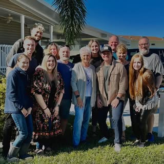 Profile Picture of Laraine Prickett Salina LeDuc (@prickettsalinaleduc) on Instagram