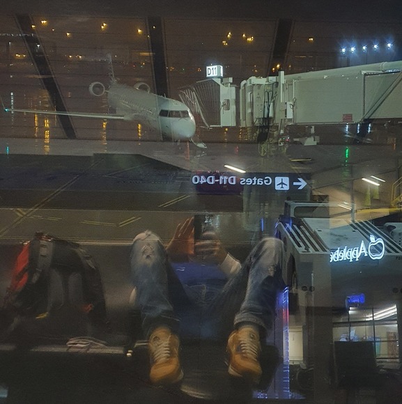 Profile Picture of Chris Topher (@katdaddy110309) on Poshmark