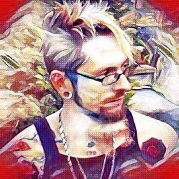 Profile Picture of Todd Jerzak (@tjerzak79) on Poshmark