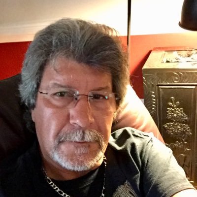 Profile Picture of Robert Hinkle (@RobertHinkle12) on Twitter