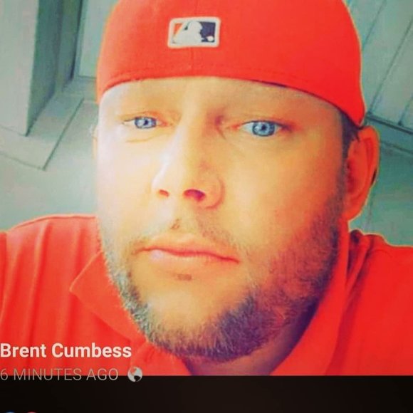 Profile Picture of Brent Cumbess (@mbrent30) on Poshmark