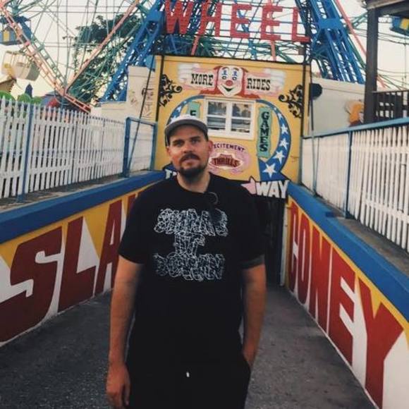 Profile Picture of Matthew Masterson (@mastasun) on Poshmark