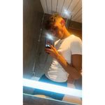 Profile Picture of 𝙰 𝙰 𝚁 𝙾 𝙽  𝚁 𝙾 𝚂 𝚂 (@aaron__ross18) on Instagram