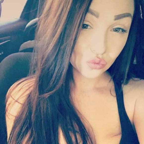 Profile Picture of Bryana Zimmerman (@bryanaz) on Poshmark