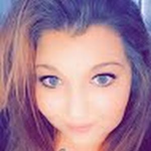 Profile Picture of Danielle Caufield (@daniellecaufield) on Tiktok