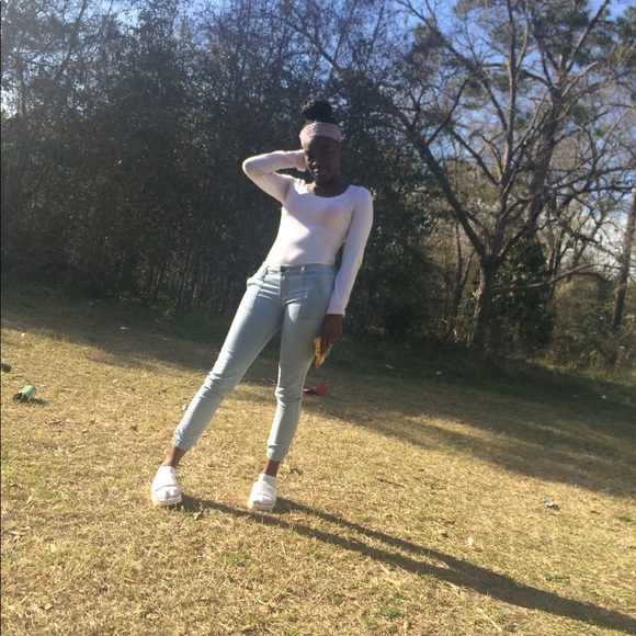 Profile Picture of Vantasia Brazell (@_snuppy_) on Poshmark