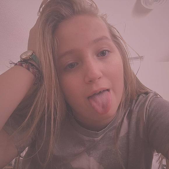 Profile Picture of Leann Wheeler (@leann2308) on Poshmark
