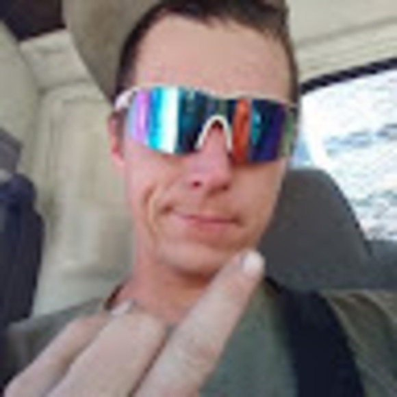 Profile Picture of Aaron Floyd (@aaronfloyd409) on Poshmark