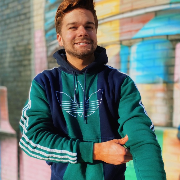 Profile Picture of Devin Starr (@devinnstarr) on Poshmark