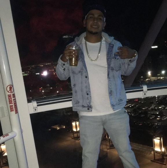 Profile Picture of Michael Angulo (@alan1212) on Poshmark