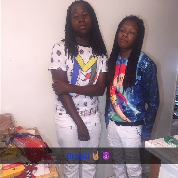 Profile Picture of Durance Singleton (@durance3) on Poshmark