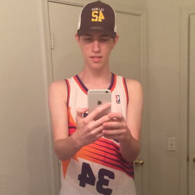 Profile Picture of Joey Jankowski (@J03Yunderscore_) on Twitter